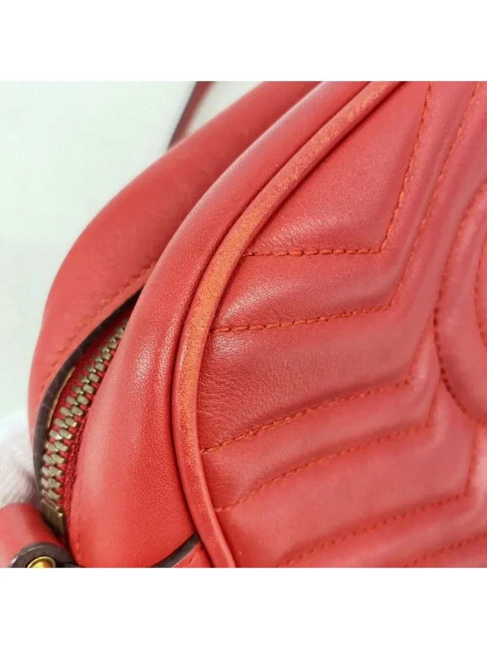 Gucci Shoulder Bag GG Marmont Leather Red Gold